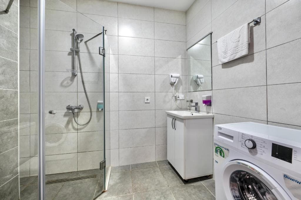 White Sails Residential Hotel image 3